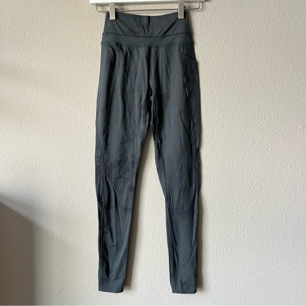 Alphalete Alphalux Storm Leggings in Green - Picture 3 of 5